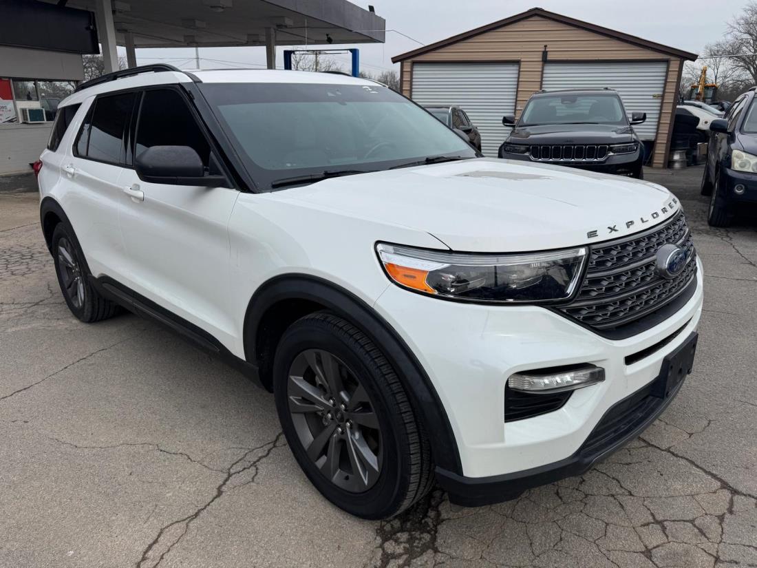 Ford Explorer XLT RWD